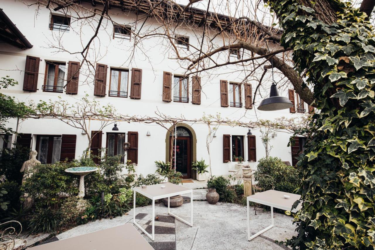 Ristolocanda Grani Di Pepe Flaibano ภายนอก รูปภาพ